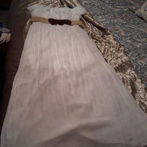 NWT Plus Size Sleeveless  Maxi White Gauze Dress-perfect for Beach!